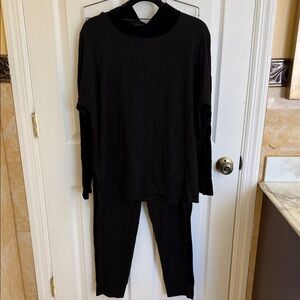 Eileen Fisher Velvet Black Top and pants set
